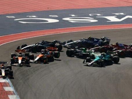 Verstappen wins dramatic US Grand Prix sprint, McLarens crash